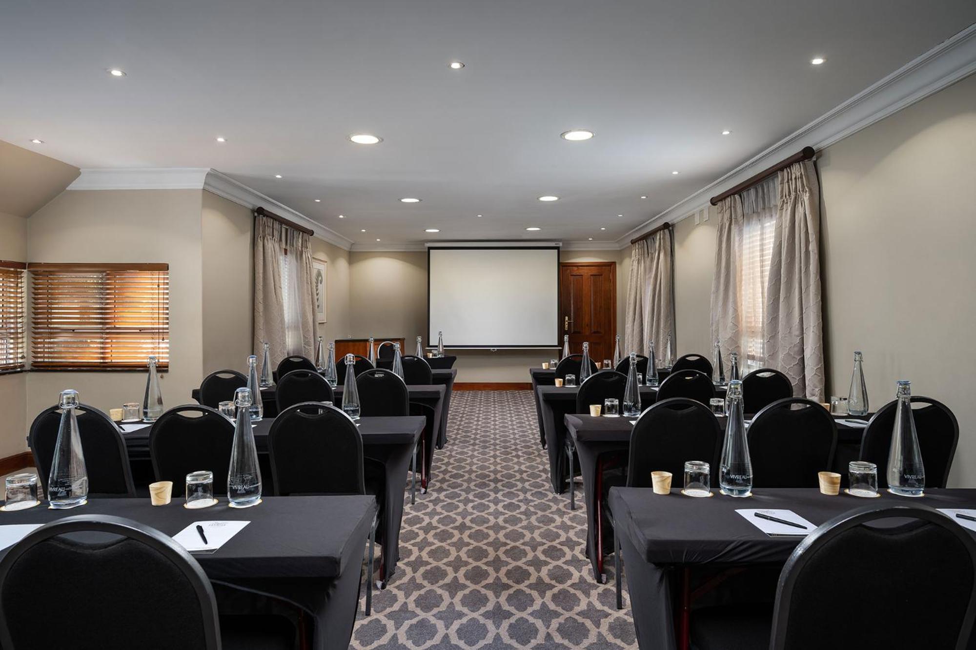 Premier Hotel Falstaff Йоганнесбурґ Екстер'єр фото